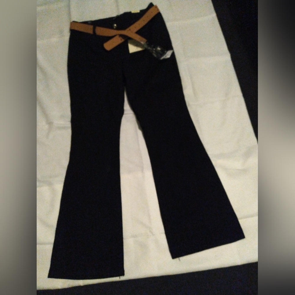 ♥️3/$15NWT Women's Black Pants with Black Belt
